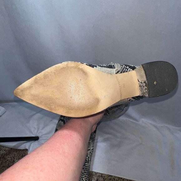 Like new Marc Fisher Snakeskin Print Faux Leather Boots Size 7 - Picture 8 of 10